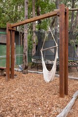 https://images.listonce.com.au/custom/160x/listings/18-fairview-road-chum-creek-vic-3777/053/01902053_img_23.jpg?D2yf0IkvVwM