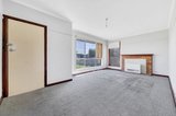 https://images.listonce.com.au/custom/160x/listings/18-falcon-street-norlane-vic-3214/731/01698731_img_03.jpg?IAhIHfemumU