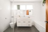 https://images.listonce.com.au/custom/160x/listings/18-first-avenue-chelsea-heights-vic-3196/107/01771107_img_11.jpg?H6Zpymrbjt4