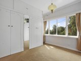 https://images.listonce.com.au/custom/160x/listings/18-frances-street-heathmont-vic-3135/937/00620937_img_06.jpg?1I1veW72Iho