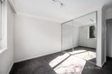 https://images.listonce.com.au/custom/160x/listings/18-gladstone-street-kew-vic-3101/201/01559201_img_09.jpg?4CRcAgLjQoA