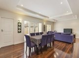 https://images.listonce.com.au/custom/160x/listings/18-glen-orme-avenue-mckinnon-vic-3204/615/01610615_img_05.jpg?VQGKzY4_dqI