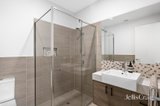 https://images.listonce.com.au/custom/160x/listings/18-glen-park-road-bayswater-north-vic-3153/298/01936298_img_13.jpg?Fy1GYP17k3Y