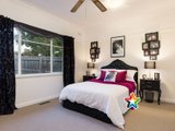 https://images.listonce.com.au/custom/160x/listings/18-glendale-court-kilsyth-vic-3137/705/01524705_img_08.jpg?GhC6QgEyPCQ