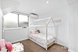 https://images.listonce.com.au/custom/160x/listings/18-glengariff-drive-mulgrave-vic-3170/288/01894288_img_10.jpg?0zzAGcIwtk8