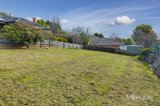 https://images.listonce.com.au/custom/160x/listings/18-great-oak-court-mooroolbark-vic-3138/056/01774056_img_02.jpg?O8dyGp0eLqg