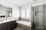 https://images.listonce.com.au/custom/160x/listings/18-havelock-street-burwood-vic-3125/725/01951725_img_07.jpg?1R6k-mO07U0