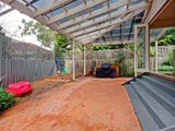 https://images.listonce.com.au/custom/160x/listings/18-henry-road-croydon-vic-3136/249/01525249_img_24.jpg?dL8ZVjMdVQU