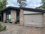 https://images.listonce.com.au/custom/160x/listings/18-high-street-woodend-vic-3442/739/01609739_img_18.jpg?7QAeMAJB-fQ