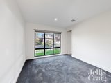 https://images.listonce.com.au/custom/160x/listings/18-hillside-crescent-blackburn-vic-3130/260/01748260_img_10.jpg?DJKanDyQeuc