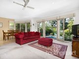 https://images.listonce.com.au/custom/160x/listings/18-hood-street-balwyn-north-vic-3104/665/01684665_img_01.jpg?hMky6BYHl-A