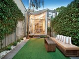 https://images.listonce.com.au/custom/160x/listings/18-howe-crescent-south-melbourne-vic-3205/408/01087408_img_03.jpg?Y8fKHQokJ-I