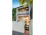 https://images.listonce.com.au/custom/160x/listings/18-howe-crescent-south-melbourne-vic-3205/408/01087408_img_11.jpg?Aprq1vWyrlY