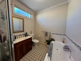 https://images.listonce.com.au/custom/160x/listings/18-ireland-street-ringwood-vic-3134/152/01889152_img_04.jpg?nurcmB_DhHU