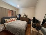 https://images.listonce.com.au/custom/160x/listings/18-ireland-street-ringwood-vic-3134/152/01889152_img_06.jpg?Xmg1ddd__-8
