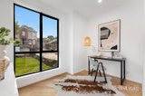 https://images.listonce.com.au/custom/160x/listings/18-ivanhoe-street-glen-waverley-vic-3150/668/01895668_img_07.jpg?guioXvF-hnQ