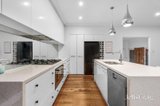 https://images.listonce.com.au/custom/160x/listings/18-jeffrey-street-mount-waverley-vic-3149/244/01809244_img_05.jpg?WWuCrrWL59I