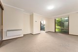 https://images.listonce.com.au/custom/160x/listings/18-jemacra-place-mount-clear-vic-3350/403/01238403_img_04.jpg?2hot84DkQn4