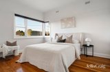 https://images.listonce.com.au/custom/160x/listings/18-kenilworth-parade-ivanhoe-vic-3079/353/01753353_img_09.jpg?gwa-Djj6uGE