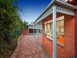 https://images.listonce.com.au/custom/160x/listings/18-kennealy-street-surrey-hills-vic-3127/745/01684745_img_10.jpg?ZFPH-Wy1LBQ