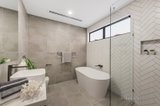 https://images.listonce.com.au/custom/160x/listings/18-kershaw-street-bentleigh-east-vic-3165/187/00813187_img_07.jpg?VmNdyL6auWs