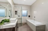 https://images.listonce.com.au/custom/160x/listings/18-keswick-street-bentleigh-east-vic-3165/149/00649149_img_07.jpg?6yQqoLt4B4o