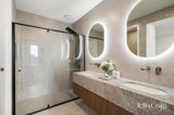 https://images.listonce.com.au/custom/160x/listings/18-king-street-doncaster-east-vic-3109/160/01815160_img_09.jpg?3E2N-DLER4M