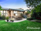 https://images.listonce.com.au/custom/160x/listings/18-kingswood-drive-chirnside-park-vic-3116/729/01525729_img_17.jpg?ArMIeJkx_Aw