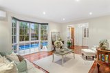 https://images.listonce.com.au/custom/160x/listings/18-lakeside-crescent-croydon-hills-vic-3136/731/01346731_img_07.jpg?cCyxzS2op0k