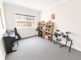 https://images.listonce.com.au/custom/160x/listings/18-lance-drive-armstrong-creek-vic-3217/696/01915696_img_16.jpg?Ta7iYQAk-iE