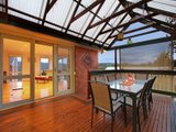 https://images.listonce.com.au/custom/160x/listings/18-lanier-crescent-croydon-north-vic-3136/443/01525443_img_03.jpg?2VgebtyD8BU