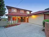 https://images.listonce.com.au/custom/160x/listings/18-lanier-crescent-croydon-north-vic-3136/443/01525443_img_11.jpg?hWnyoOytfPU