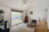 https://images.listonce.com.au/custom/160x/listings/18-leonard-crescent-eltham-vic-3095/262/01003262_img_08.jpg?IB1S5hCLkr4