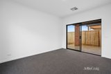 https://images.listonce.com.au/custom/160x/listings/18-liali-avenue-truganina-vic-3029/151/01768151_img_05.jpg?tq7EsZZ-3gY