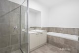 https://images.listonce.com.au/custom/160x/listings/18-liali-avenue-truganina-vic-3029/151/01768151_img_06.jpg?n1gRmTAe2bE