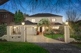 https://images.listonce.com.au/custom/160x/listings/18-linckens-crescent-balwyn-vic-3103/378/00406378_img_01.jpg?3i14LtcoDX0