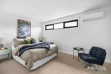 https://images.listonce.com.au/custom/160x/listings/18-lincoln-street-richmond-vic-3121/872/01796872_img_09.jpg?9h6XhGCkvHY