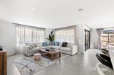 https://images.listonce.com.au/custom/160x/listings/18-longleaf-street-fyansford-vic-3218/493/01913493_img_11.jpg?zXC5fC47HIk
