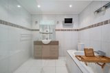 https://images.listonce.com.au/custom/160x/listings/18-lording-street-ferntree-gully-vic-3156/692/01561692_img_08.jpg?IwGEBLWC18E