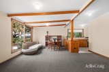 https://images.listonce.com.au/custom/160x/listings/18-macintyre-lane-yering-vic-3770/702/01885702_img_10.jpg?aRIlw1EFK9U