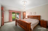 https://images.listonce.com.au/custom/160x/listings/18-macintyre-lane-yering-vic-3770/702/01885702_img_14.jpg?nJsBxL4VOEI