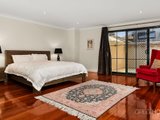 https://images.listonce.com.au/custom/160x/listings/18-martin-street-south-melbourne-vic-3205/139/01087139_img_06.jpg?Cj-1WpRftlw