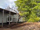 https://images.listonce.com.au/custom/160x/listings/18-maxwell-street-kyneton-vic-3444/971/01989971_img_02.jpg?rsLyS703NuA