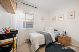 https://images.listonce.com.au/custom/160x/listings/18-mayfair-court-chirnside-park-vic-3116/959/01942959_img_11.jpg?PfG5_TqFbkw