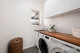 https://images.listonce.com.au/custom/160x/listings/18-mayfair-court-chirnside-park-vic-3116/959/01942959_img_14.jpg?gSVjQeWOVdk