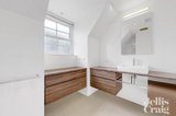 https://images.listonce.com.au/custom/160x/listings/18-merrion-place-kew-vic-3101/691/01680691_img_06.jpg?qba_iESAtaQ