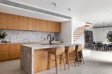 https://images.listonce.com.au/custom/160x/listings/18-merton-street-albert-park-vic-3206/329/01718329_img_12.jpg?PyTpKviFucA
