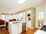https://images.listonce.com.au/custom/160x/listings/18-minerva-avenue-balwyn-north-vic-3104/986/01684986_img_05.jpg?wkGuQHB4-ZA