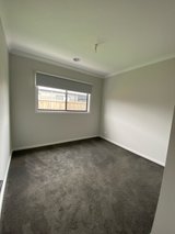 https://images.listonce.com.au/custom/160x/listings/18-montagna-circuit-armstrong-creek-vic-3217/870/01841870_img_08.jpg?Ym3Jm4yLDRg