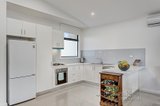 https://images.listonce.com.au/custom/160x/listings/18-montgomery-street-ringwood-vic-3134/367/00412367_img_02.jpg?vU9D1LDSySQ